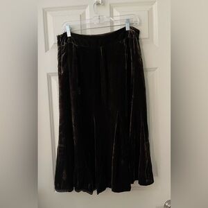 Women’s gorgeous Ann Taylor Loft Cocoa Brown Velour lined Swing Skirt Size 10